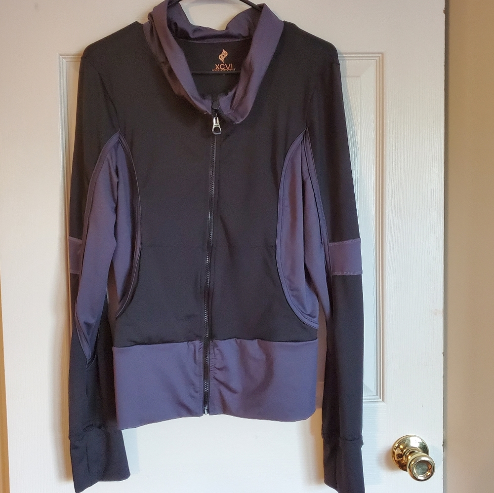 Xcvi Movement Active Jacket - Large - image 1